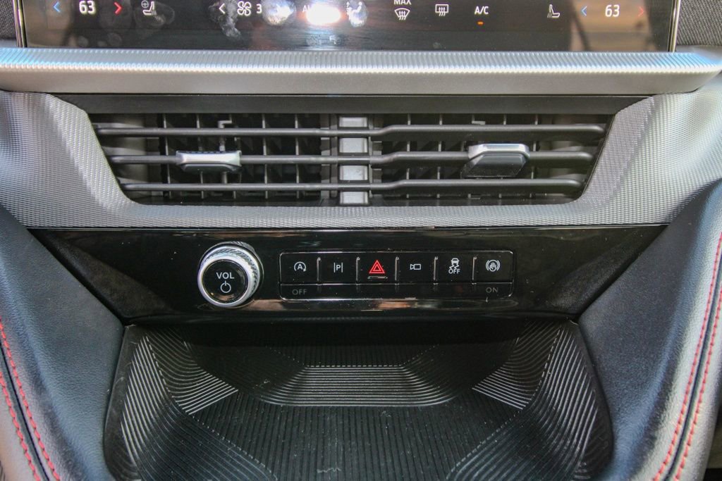 Used 2025 Ford Explorer ST-Line w/ ST-Line Street Pack image 26