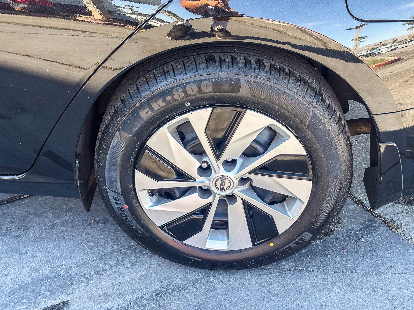 Used 2025 Nissan Altima 2.5 S FWD image 12