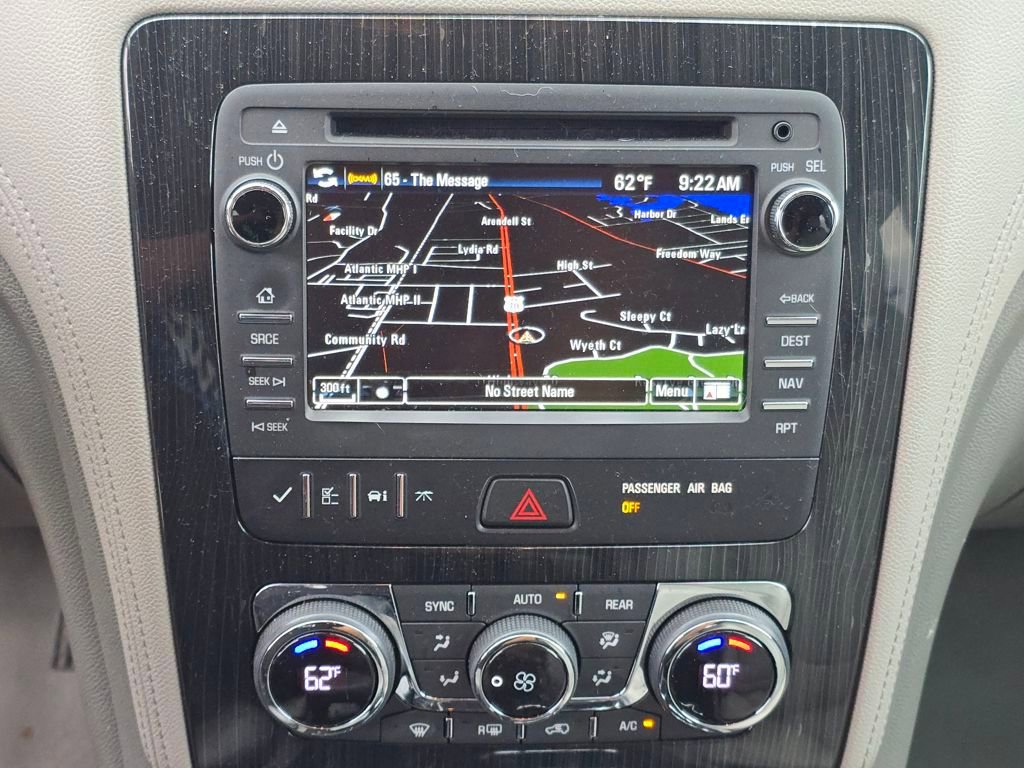 Used 2017 Chevrolet Traverse LT image 21