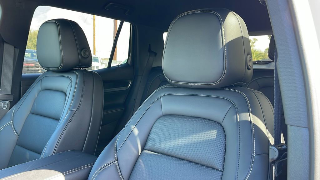 New 2026 GMC Terrain Elevation w/ Elevation Premium Package image 12