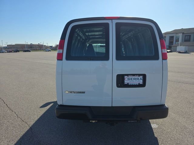 Used 2019 Chevrolet Express 2500 w/ Driver Convenience Package image 12