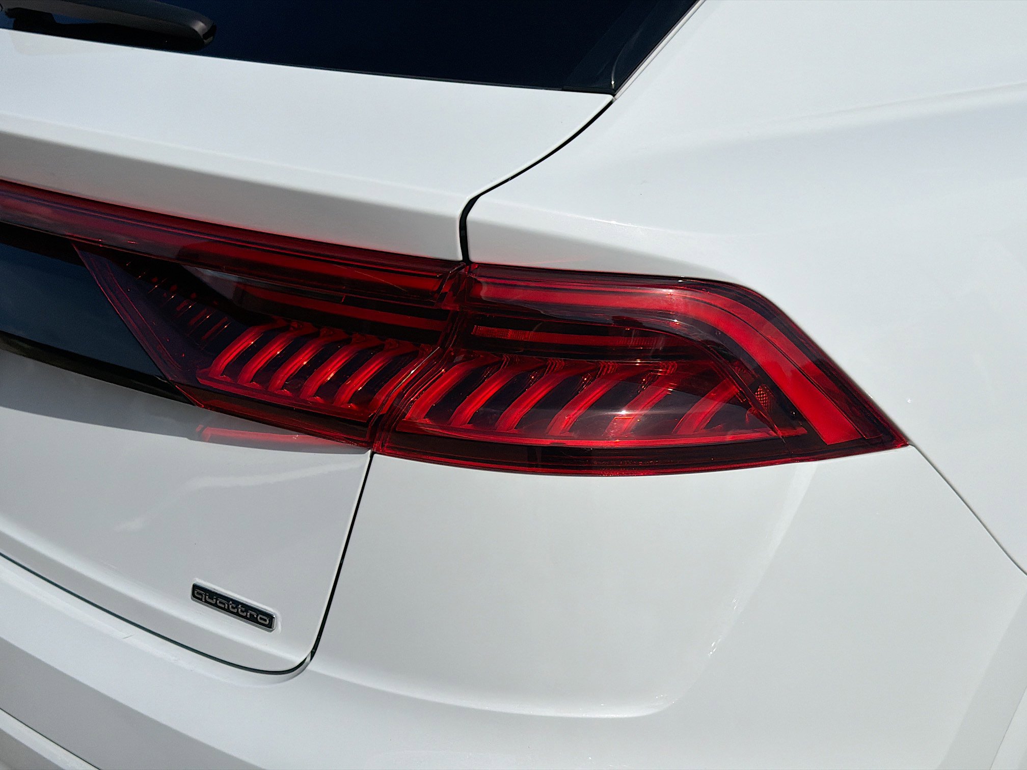 Used 2023 Audi Q8 Prestige image 26