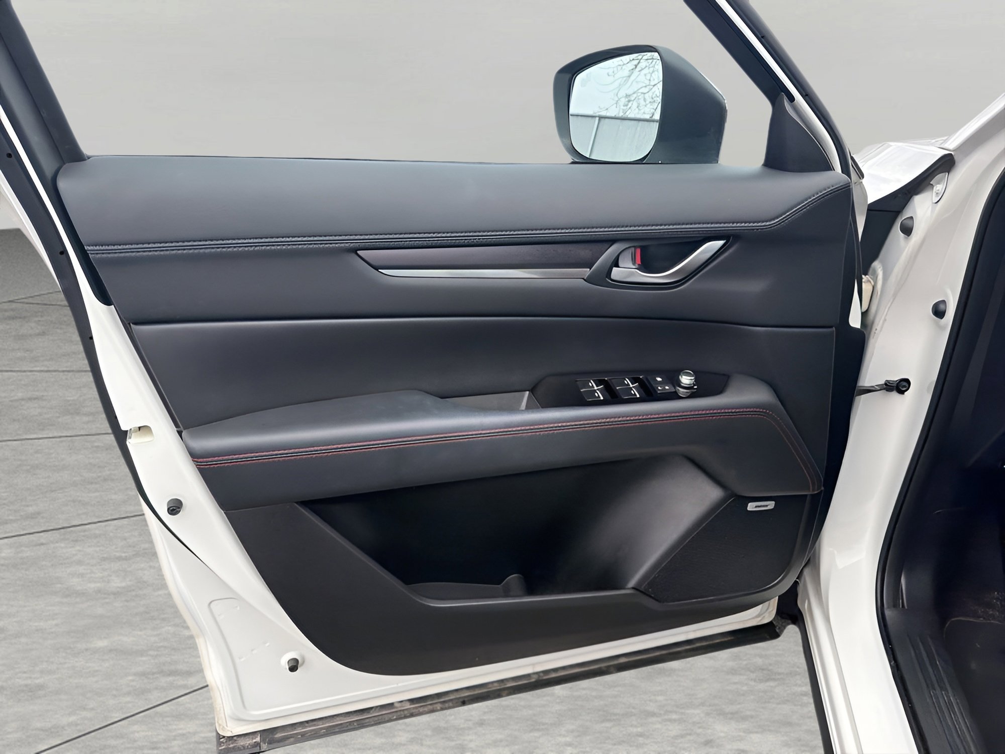 Used 2024 MAZDA CX-5 Carbon Edition image 27