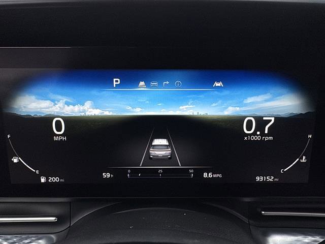 Used 2022 Kia Carnival SX Prestige image 17