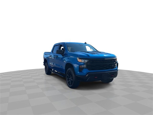 Used 2022 Chevrolet Silverado 1500 Custom Trail Boss w/ LPO, Dark Essentials Package image 2