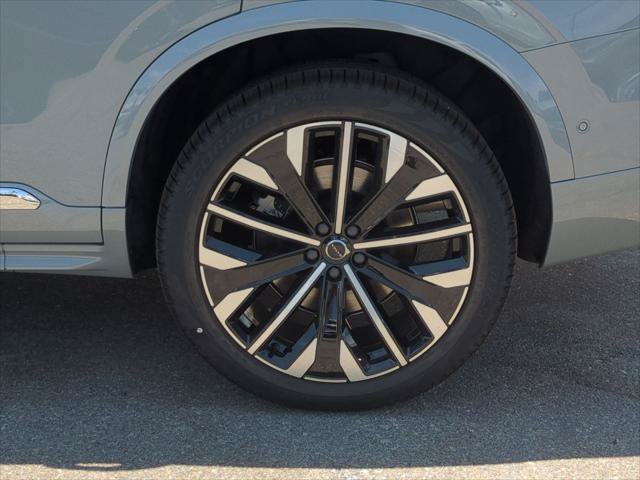 New 2026 Volvo XC90 T8 Ultra w/ Protection Package AWD/4WD image 6