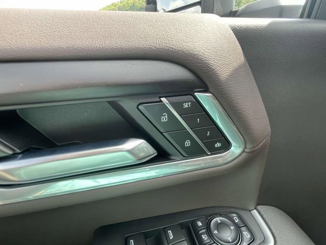New 2025 GMC Sierra 2500 Denali w/ Denali Reserve Package image 16