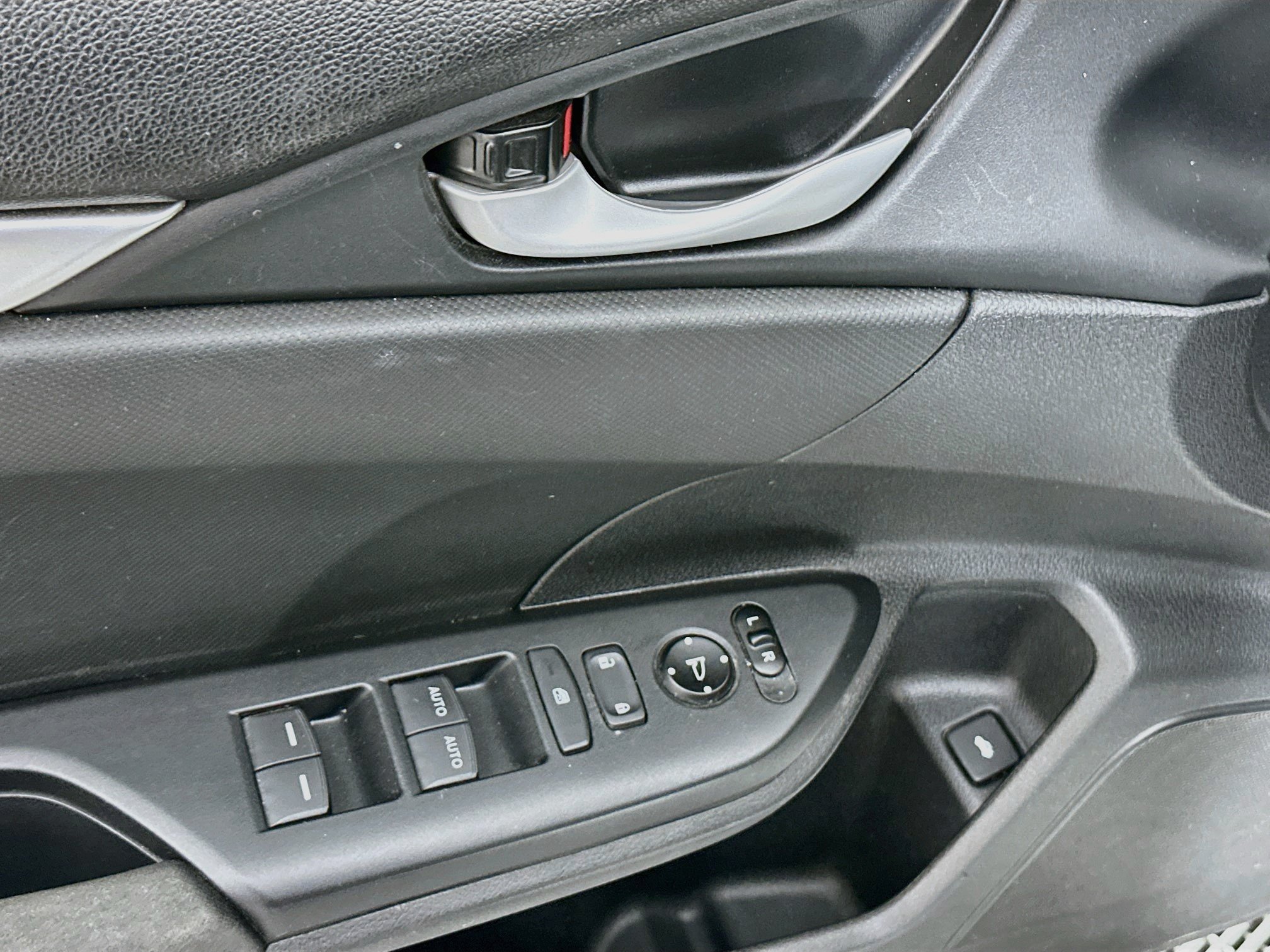 Used 2020 Honda Civic LX image 15