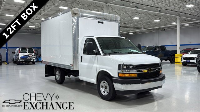 New 2025 Chevrolet Express 3500 w/ Power Convenience Package