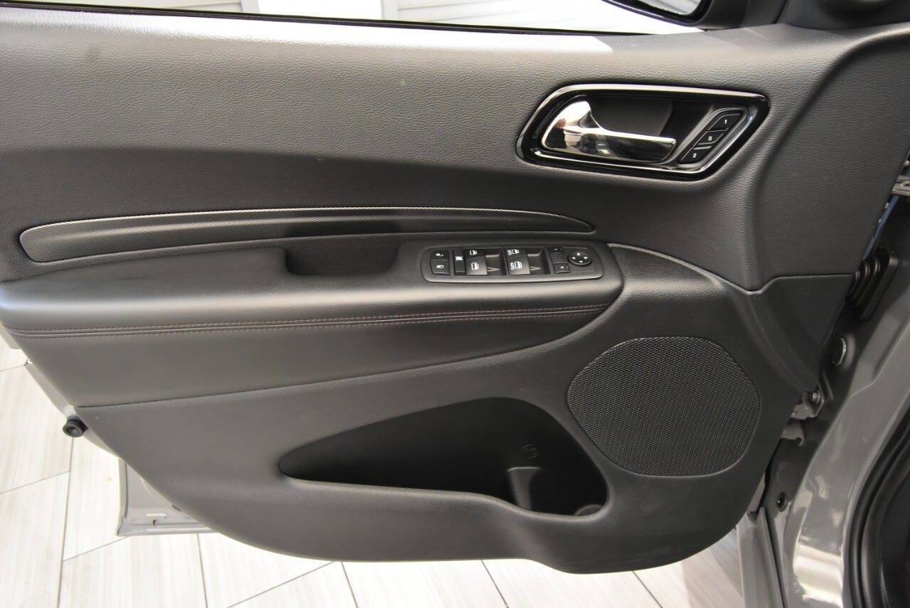 Used 2022 Dodge Durango R/T w/ Blacktop Package image 13