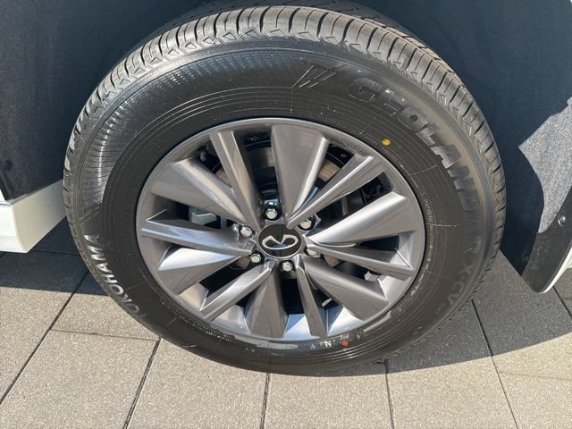 New 2026 INFINITI QX80 Pure w/ Cargo Package AWD/4WD image 9