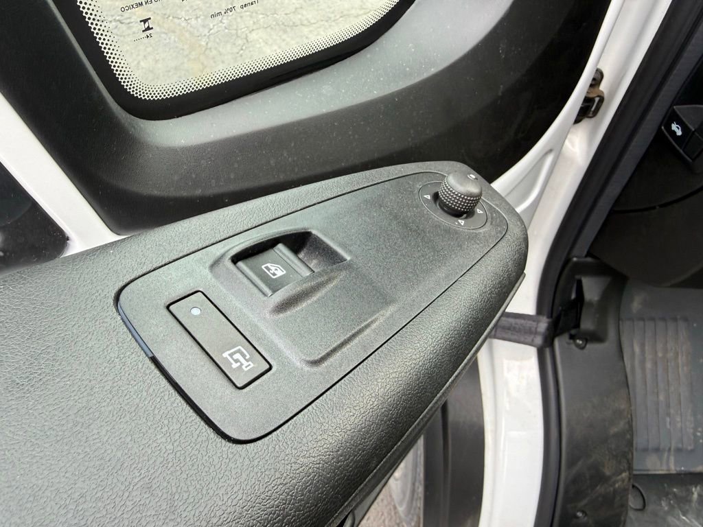 Used 2024 RAM ProMaster 3500 w/ Delivery Van Package FWD image 14