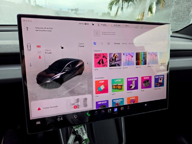 Used 2026 Tesla Model Y 2WD image 33