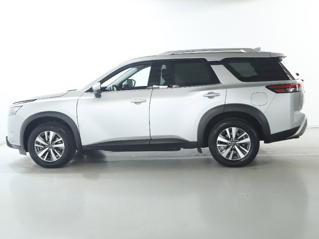 Certified 2025 Nissan Pathfinder SL image 41