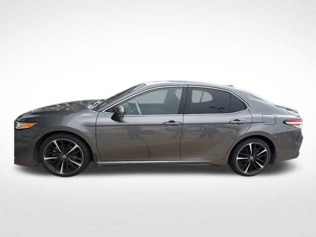 Used 2020 Toyota Camry XSE FWD image 2