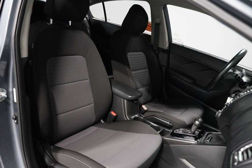 Used 2018 Kia Forte S image 24