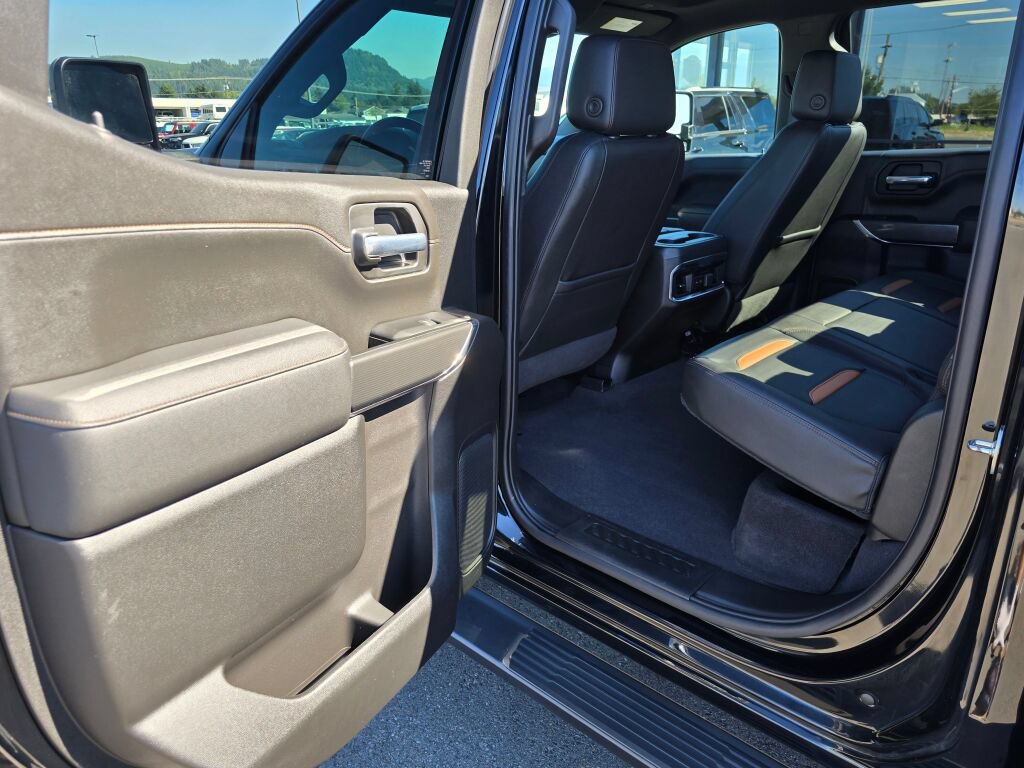 Used 2021 GMC Sierra 1500 AT4 AWD/4WD image 12