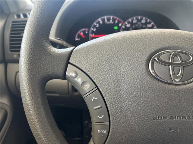 Used 2005 Toyota Camry LE FWD image 18