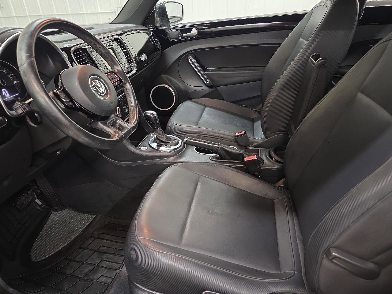 Used 2012 Volkswagen Beetle 2.5 FWD image 21