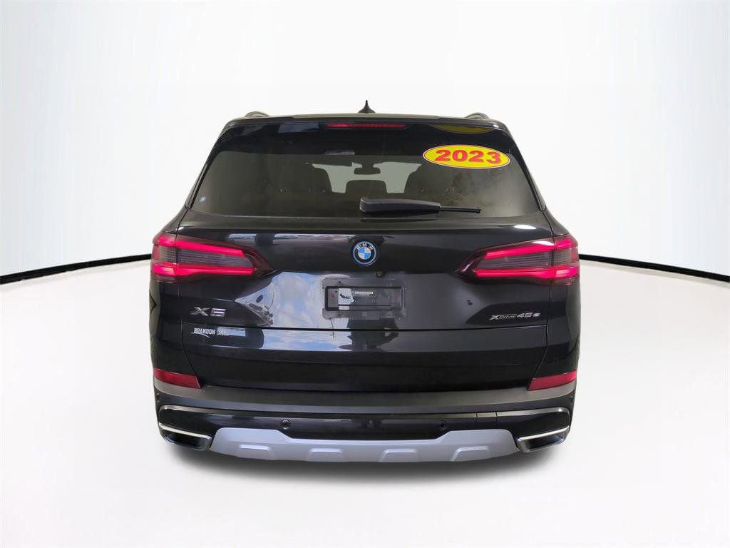 Used 2023 BMW X5 xDrive45e w/ Climate Comfort Package image 6