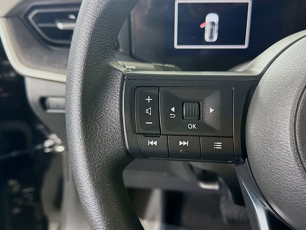 Certified 2025 Nissan Kicks SV image 20