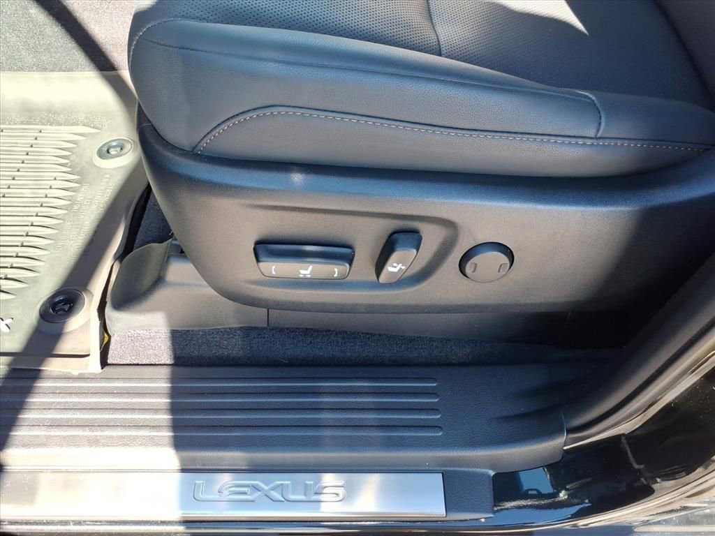 Certified 2023 Lexus GX 460 Premium image 28