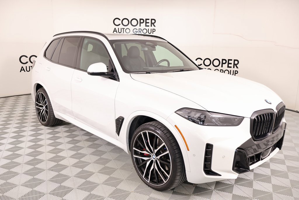 Used 2024 BMW X5 xDrive40i w/ M Sport Package