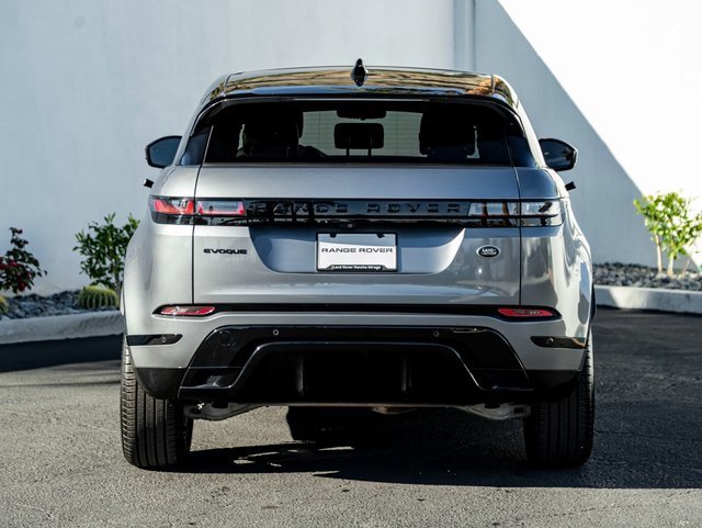 Used 2022 Land Rover Range Rover Evoque R-Dynamic SE image 8