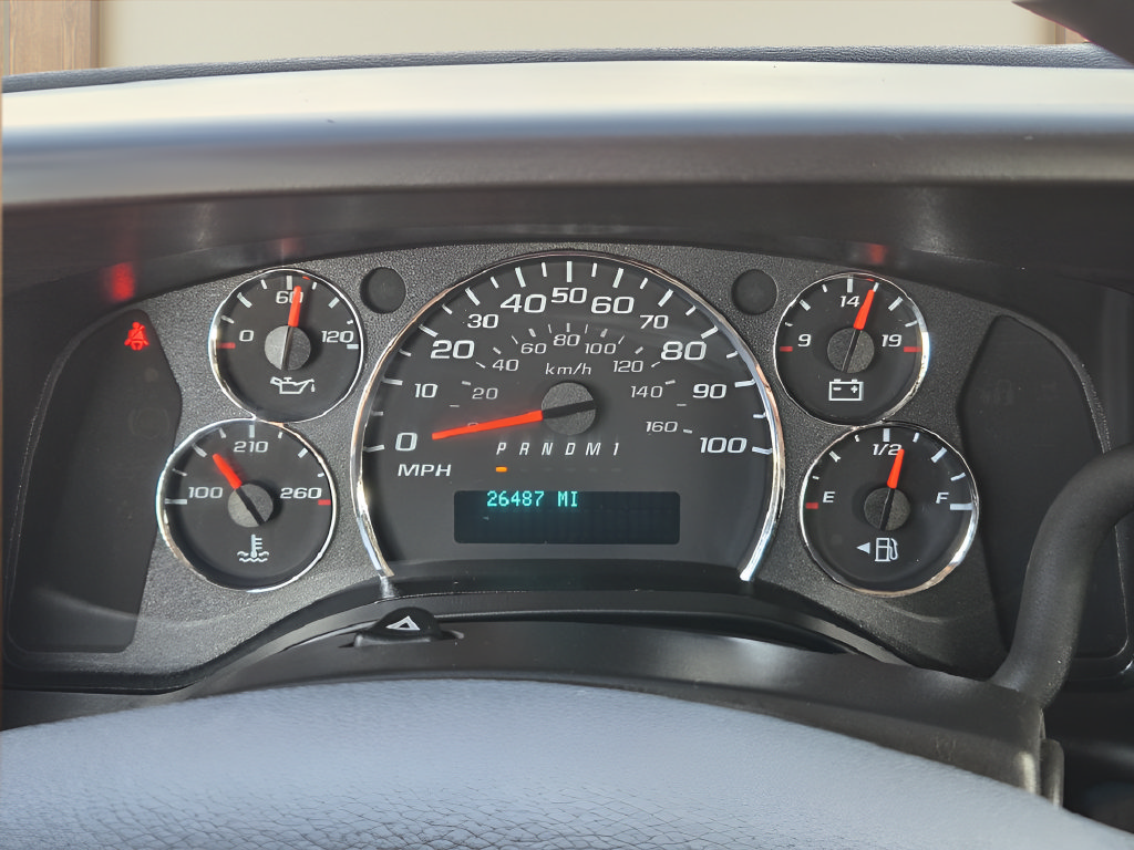 Used 2022 Chevrolet Express 2500 w/ Driver Convenience Package RWD image 14
