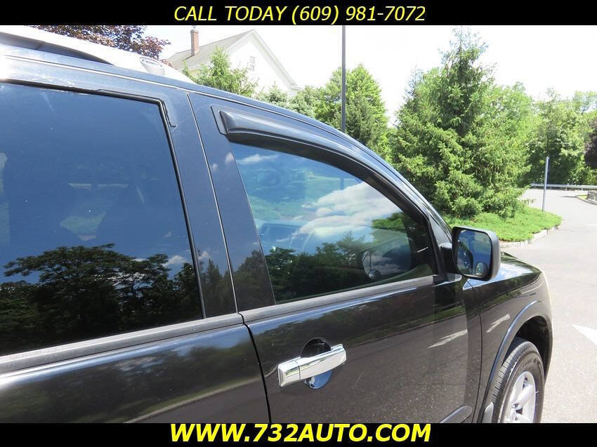 Used 2014 Nissan Armada SV AWD/4WD image 21