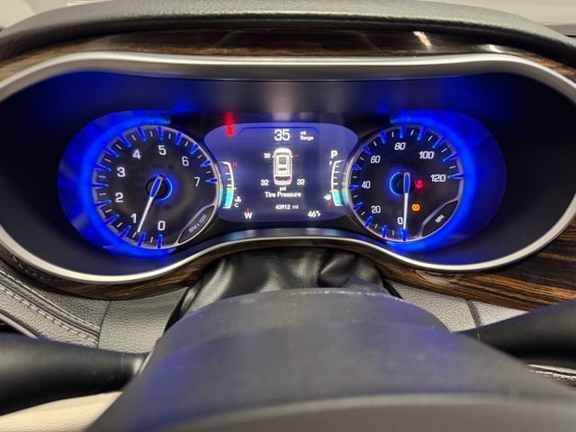 Used 2024 Chrysler Pacifica Limited image 25