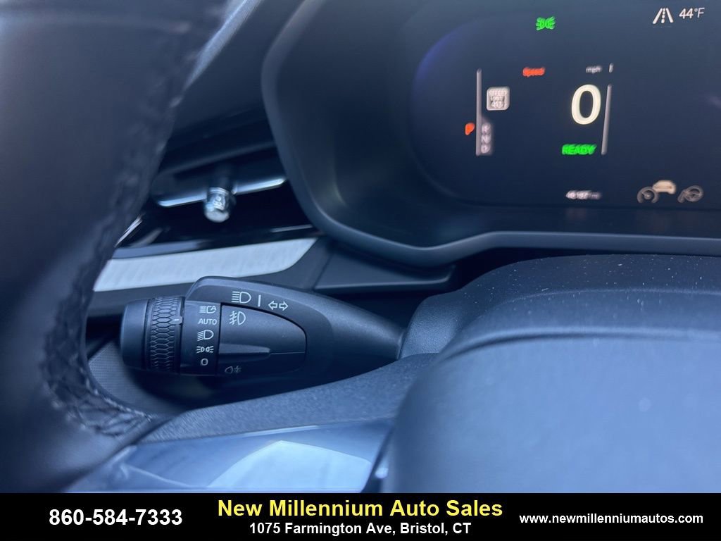 Used 2023 Polestar Polestar 2 w/ Pilot Pack image 18