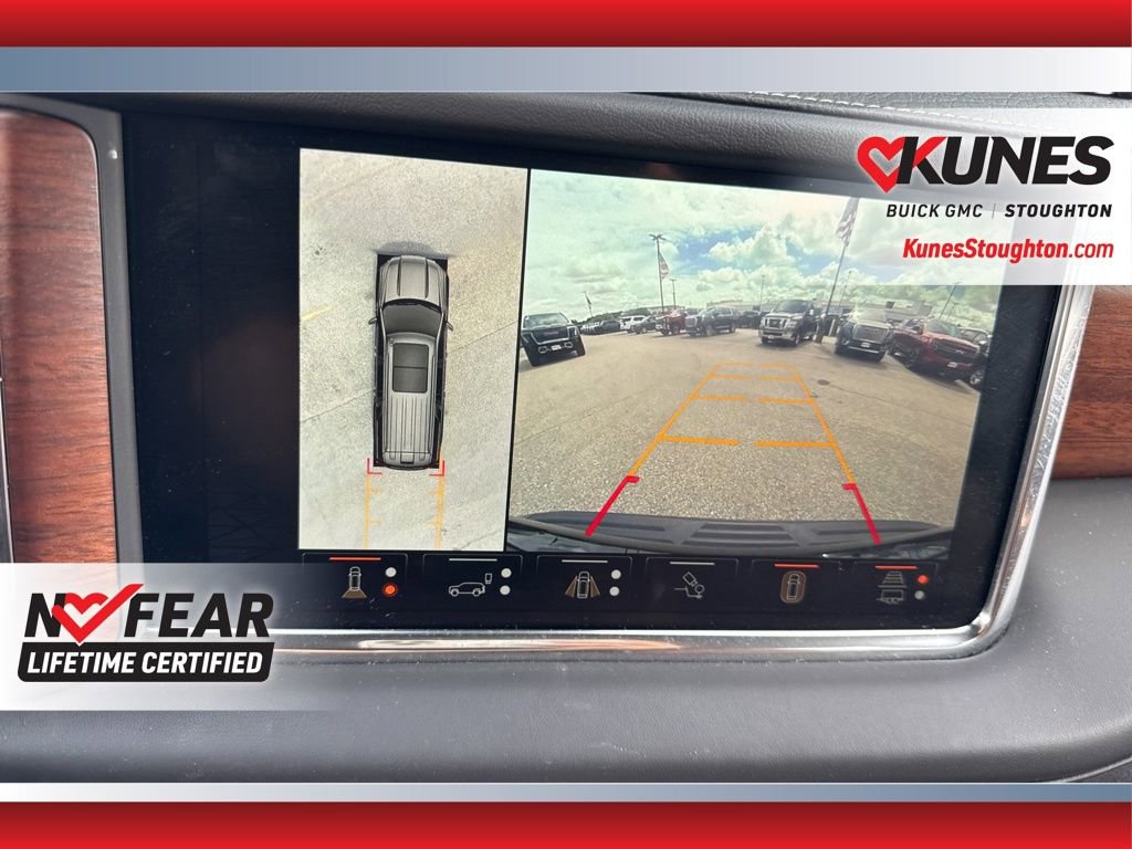 Used 2023 GMC Yukon XL Denali Ultimate image 33
