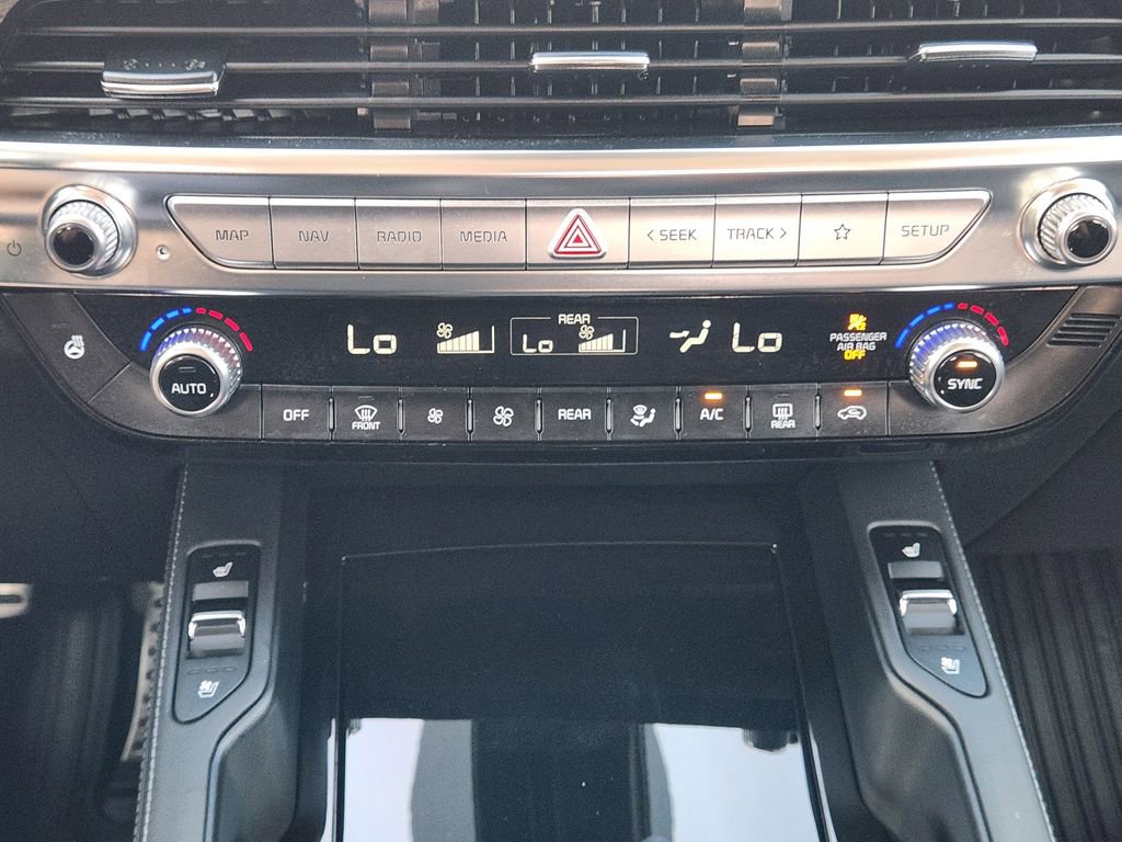 Certified 2022 Kia Telluride SX w/ SX Prestige Package image 22