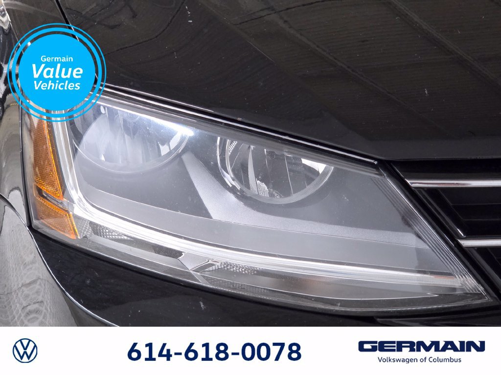 Used 2017 Volkswagen Jetta SE FWD image 12