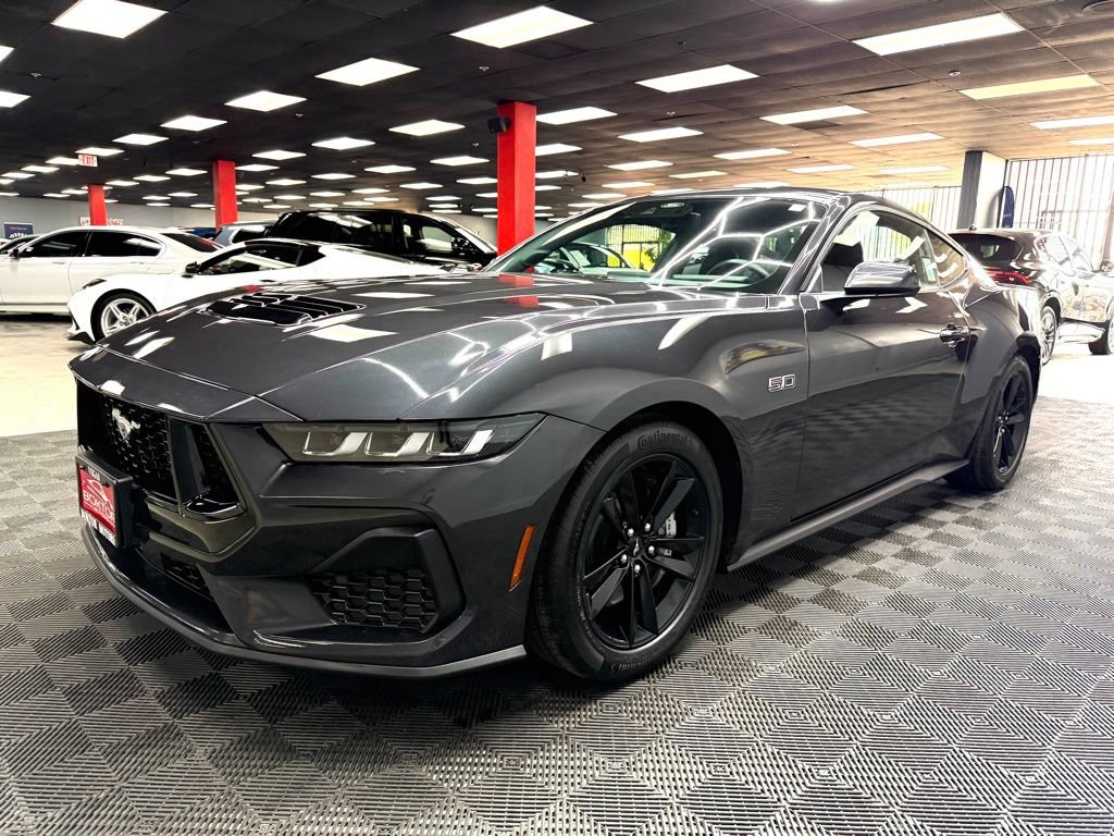 Used 2024 Ford Mustang GT RWD image 7