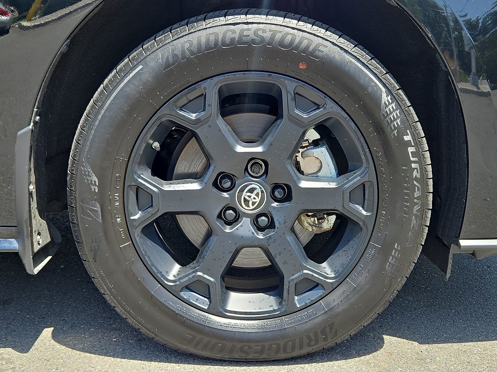 Used 2025 Toyota Sienna XLE Woodland Edition AWD/4WD image 8