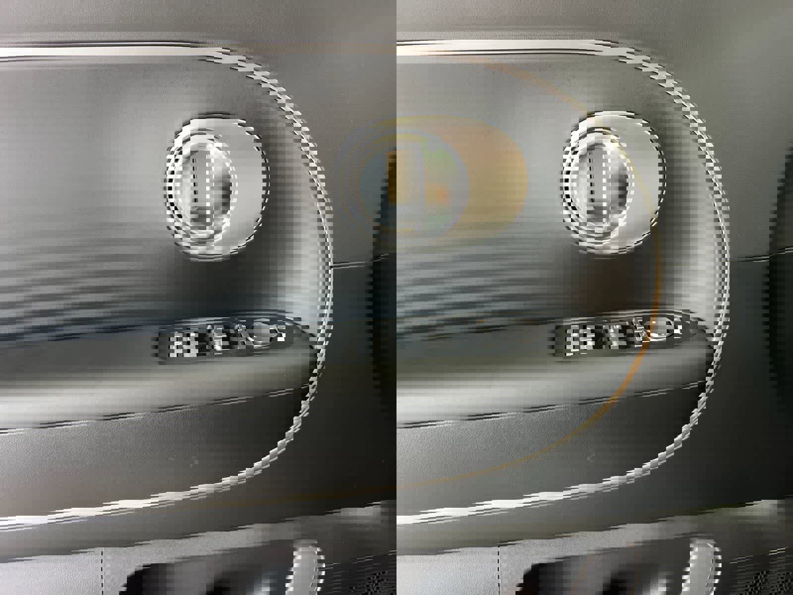 New 2026 Hyundai Ioniq 9 SE image 12