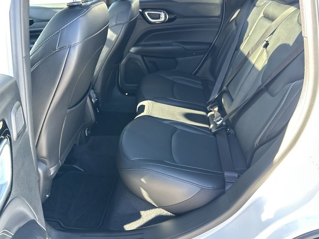 Used 2023 Jeep Compass High Altitude w/ Driver Assist Group I image 22