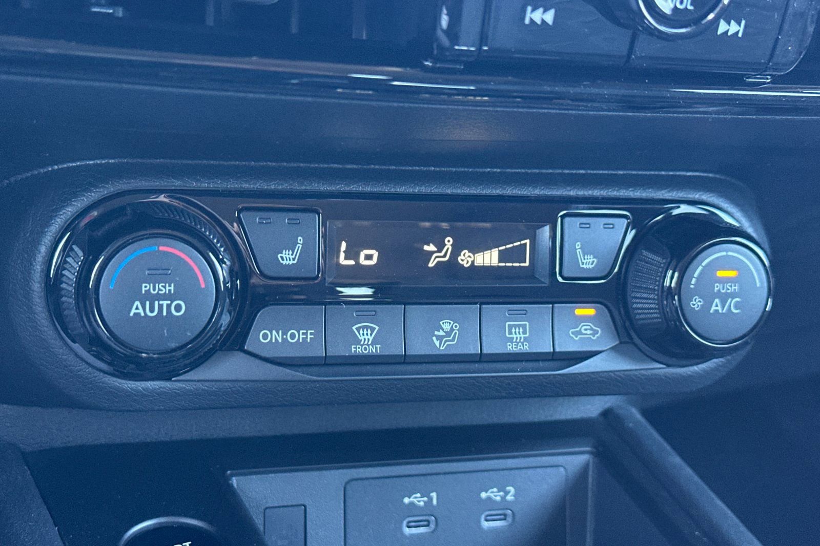 New 2026 Nissan Kicks SV image 24