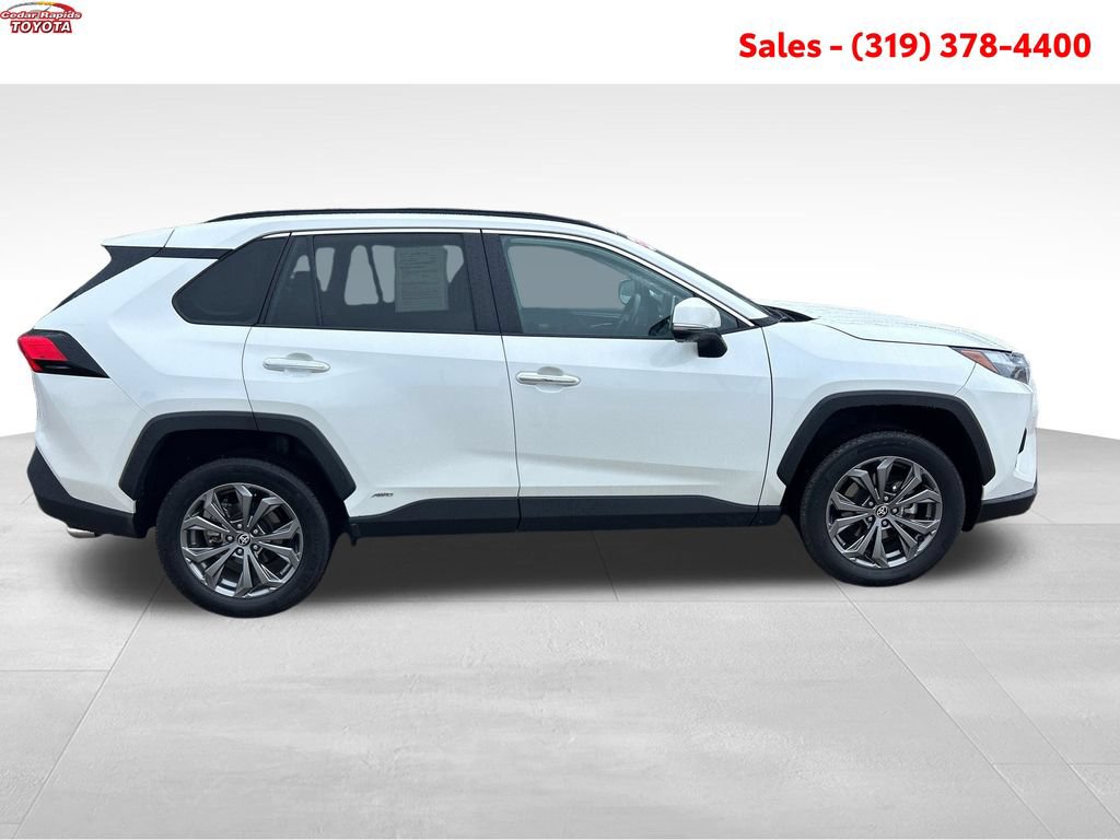 Certified 2022 Toyota RAV4 Limited AWD/4WD image 7