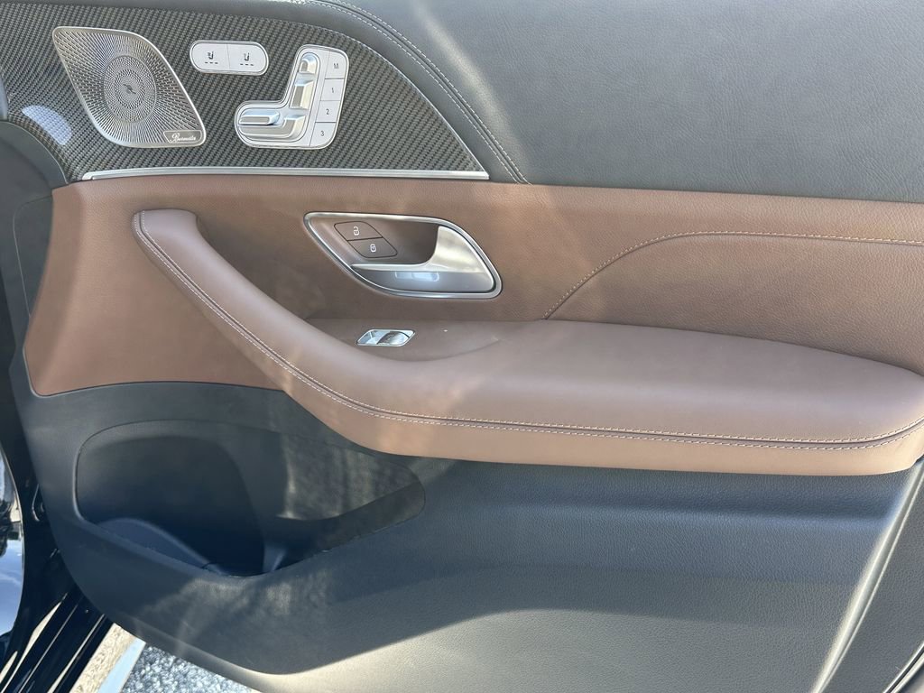 New 2026 Mercedes-Benz GLE 53 AMG 4MATIC Coupe image 17