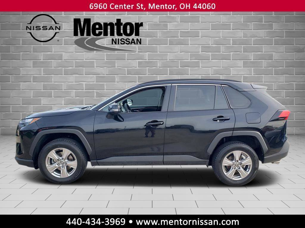 Used 2023 Toyota RAV4 XLE image 4