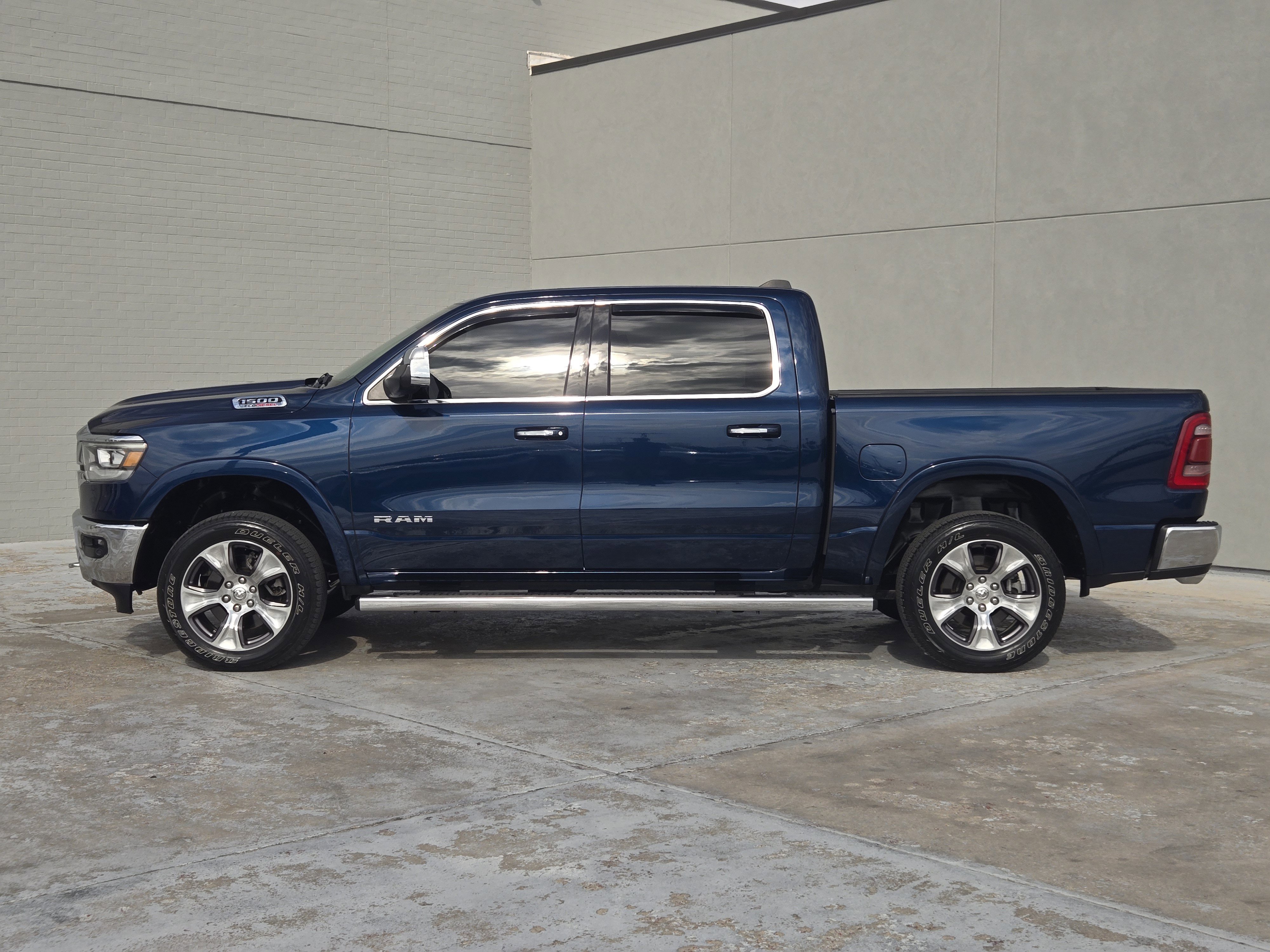 Used 2022 RAM 1500 Laramie image 5