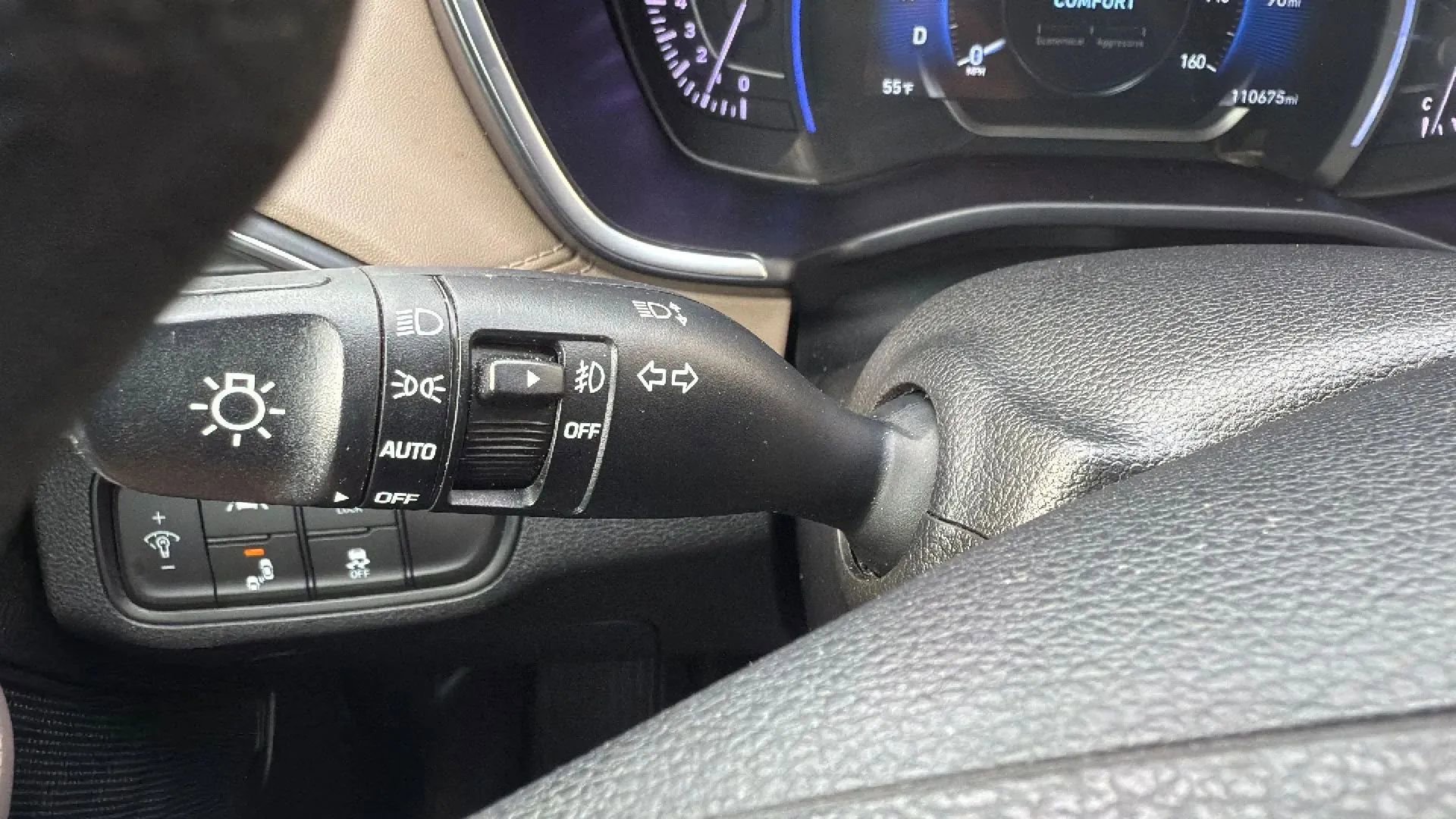 Used 2019 Hyundai Santa Fe SEL AWD/4WD image 14