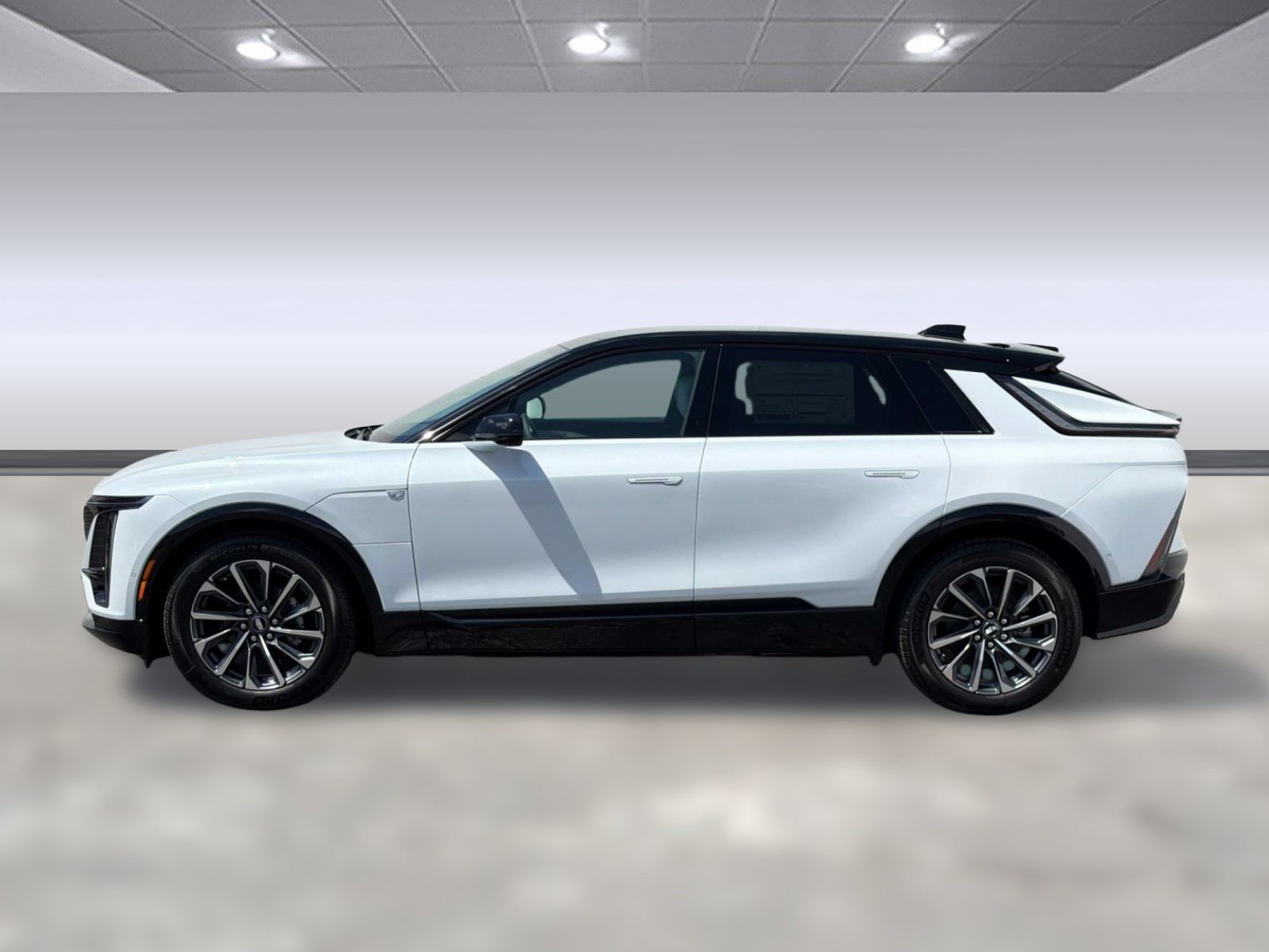 New 2027 Cadillac Lyriq Sport RWD image 2