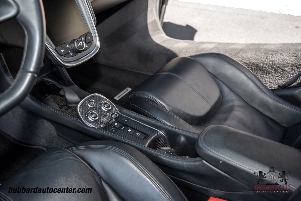 Used 2017 McLaren 570S Coupe RWD image 20