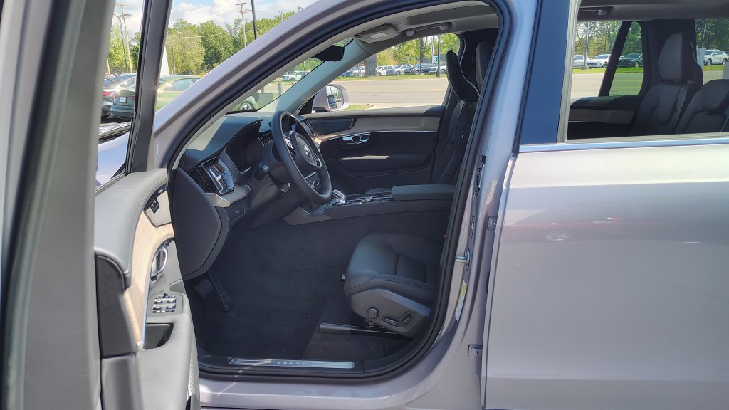 New 2026 Volvo XC90 B6 Plus AWD/4WD image 7