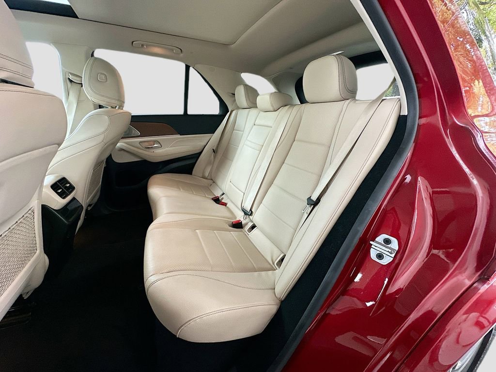 Used 2021 Mercedes-Benz GLE 350 w/ AMG Line Exterior image 26