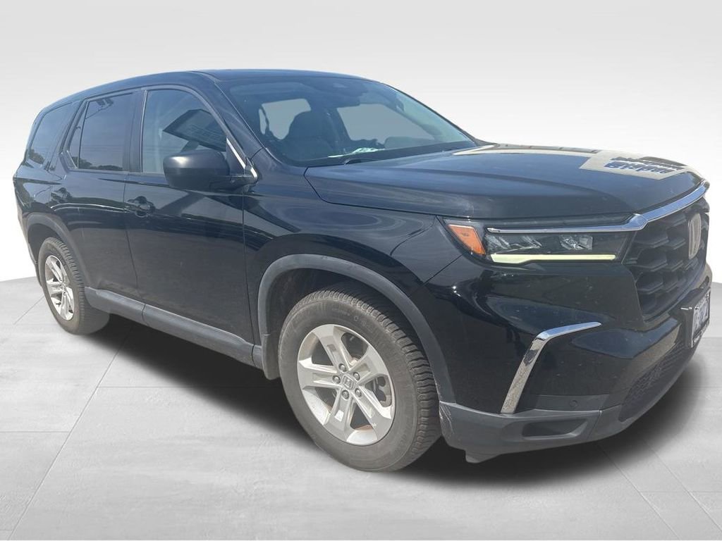 Certified 2023 Honda Pilot LX image 15